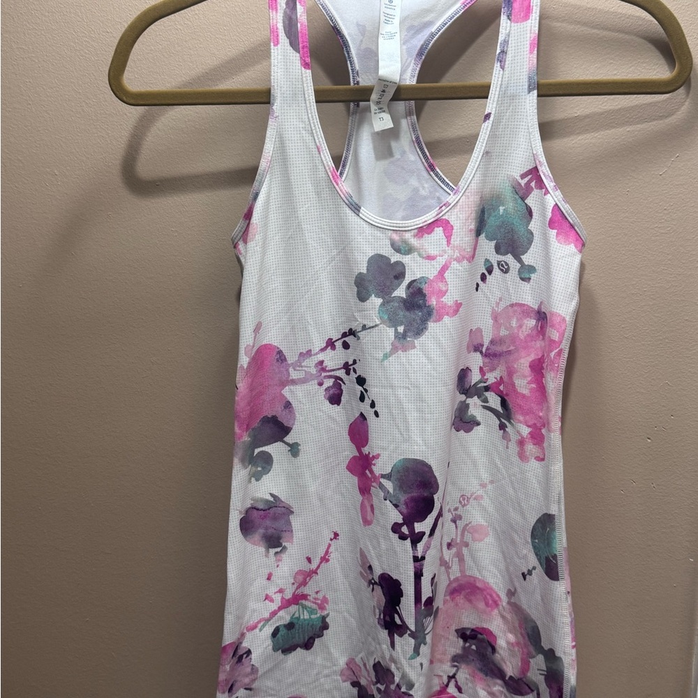 Like new| Lululemon |  Racerback Tank Top ~ size 6